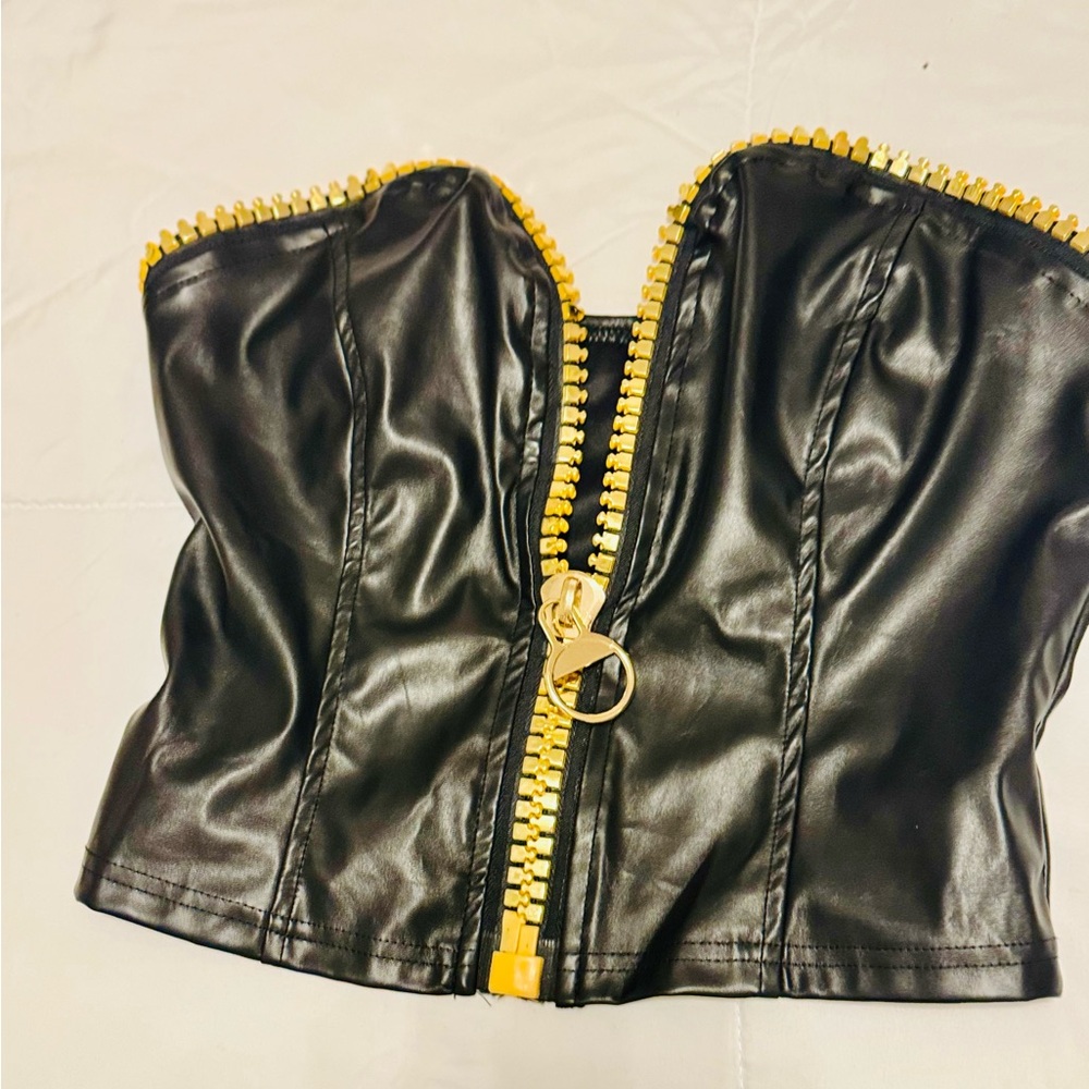 SHEIN Black Faux Leather Top